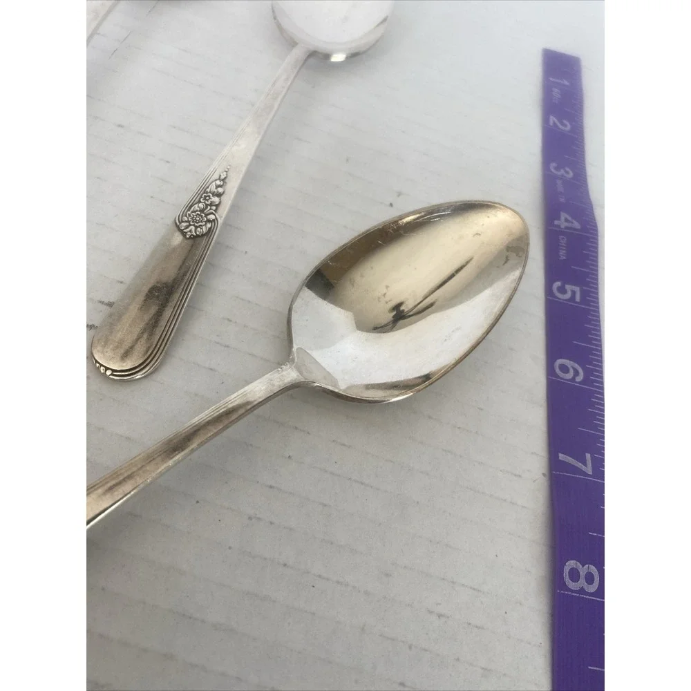 Vintage Holmes & Edwards Youth silverplate Set of 4 Tablespoons
